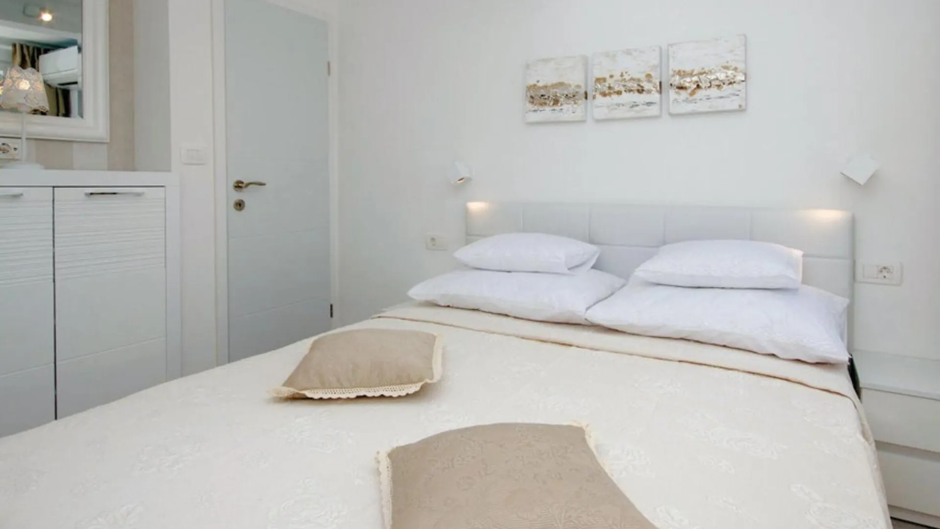 Luxury Villa Malo - Holiday Home  Trogir