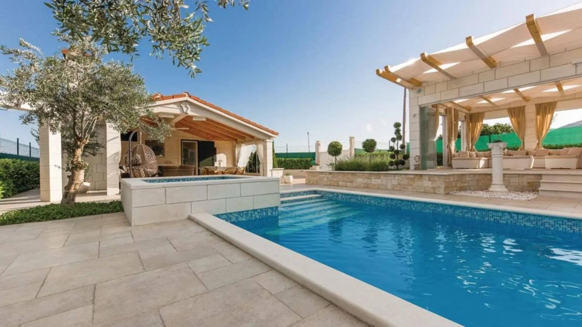 Luxury Villa Malo - Holiday Home 0*, Trogir